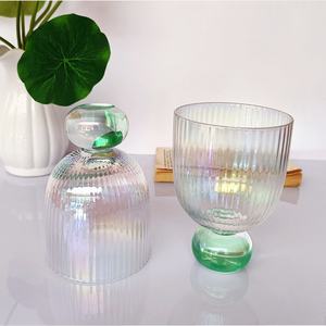 Coupe à vin transparente en cristal soufflé à la main, style nordique vintage, dégradé arc-en-ciel, style médiéval, pour vin rouge et milkshake - Product Image 5