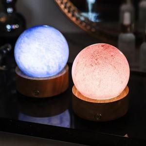 Lámpara Decorativa Creativa para el Hogar, Lámpara Infantil de Cielo Estrellado, Lámpara LED Nocturna para Dormitorio, Base de Madera, Luz Nocturna de Cristal de 8 cm - Product Image 5