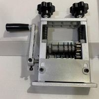 Machine à dénuder les fils électrique/manuelle portable à double usage avec entraînement par perceuse pour le dénudage de câbles et utilisation avec perceuse électrique manuelle