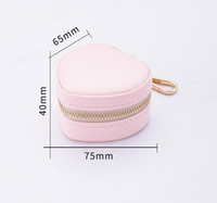Boîte à bijoux en cuir PU en forme de cœur mignon, design de dessin animé, petite boîte cadeau, mini boîtes cadeaux portables, porte-clés, breloques, pliable