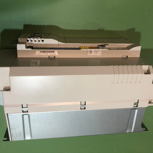 Convertisseur de fréquence industriel A&B-B MFE180-04AN-04A1-LE18+N8020 7,5 kW 380-480 V VFD - Product Image 6