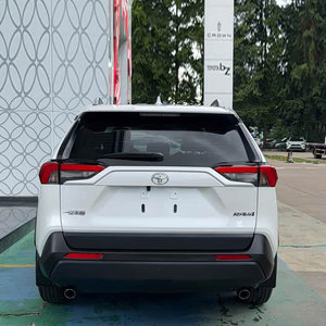 Toyota RAV4 Urban Edition <span class=keywords><strong>2022</strong></span> Usata, Automatica, Sedili in Pelle, Benzina, SUV, Guida a Sinistra, Pneumatici R18, Trazione Anteriore, Tetto Apribile - Product Image 5