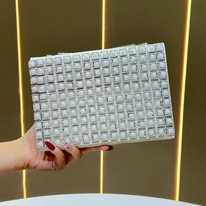 Sac à bandoulière de luxe OEM ODM orné de perles, pochette de soirée en strass, sac de soirée glamour pour femmes - Product Image 2