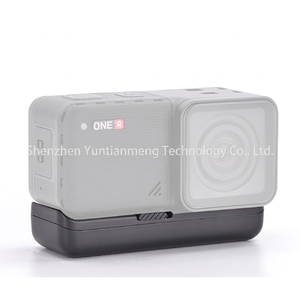 Pengisi Daya Baterai Ganda <span class=keywords><strong>Insta360</strong></span> ONE <span class=keywords><strong>R</strong></span> ONE RS 1190mAh Adaptor Daya Kamera Hitam - Product Image 3