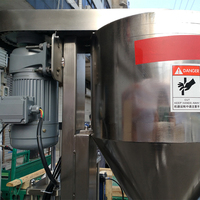 Machine de remplissage et de scellage de gobelets pour jus de fruits, gelée et pudding