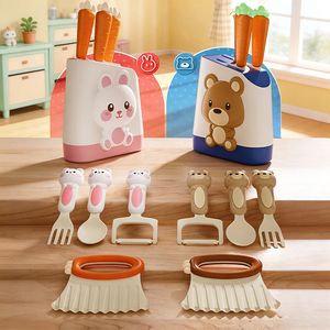 Set da <span class=keywords><strong>Cucina</strong></span> Giocattolo 10 Pezzi a Tema Coniglietto, Gioco di Ruolo Sicuro con Utensili e Tagliere a Forma di Carota per Bambini - Product Image 6