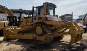 Bulldozer Caterpillar D7r (2023) 99% NUEVO, 90HP, Capacidad de Aplicación de Aserrín de 8.6m, Listo para Trabajar - Product Image 3