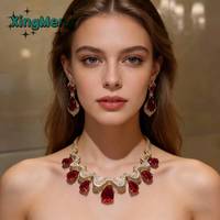 Ensemble collier et boucles d'oreilles XM S211 en cuivre plaqué platine avec fleurs en cristal pour femmes, bijoux haut de gamme pour mariage et fiançailles