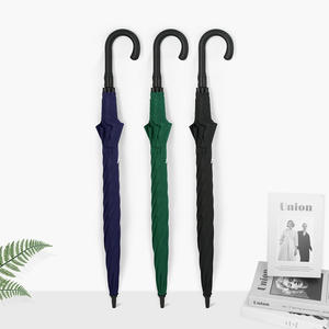 Paraguas de golf de gran tamaño con apertura automática, resistente al viento, impermeable, con mango de plástico y tela de pongee, con logotipo personalizado para regalos promocionales. - Product Image 1