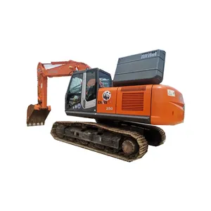 Mini-excavatrice sur chenilles Hitachi ZX250 d'occasion de 25 tonnes avec moteur Isuzu, haute efficacité, faible nombre d'heures de travail, à vendre à prix avantageux - Product Image 1