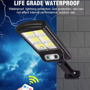 Lampione stradale a Led <span class=keywords><strong>solare</strong></span> per esterni intelligente Ip65 bianco a risparmio energetico ricaricabile - Product Image 2