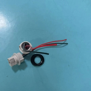 车辆中的<span class=keywords><strong>2</strong></span>针T 20灯泡自动线束 - Product Image 2