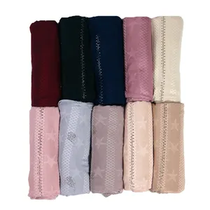 Commercio all'ingrosso Malaysia Musulmano Moda Hijab Pianura Sciarpa Dubai Jersey di Cotone Hijab Turbante Con La Pietra