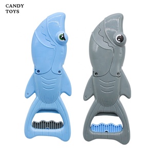 <span class=keywords><strong>Pince</strong></span> à Requin en Plastique pour Enfants, Bonbons Bonbons Doux avec Jouet - Product Image 4