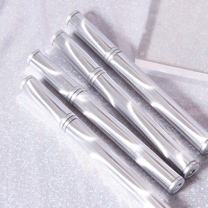 Delineador de Ojos Líquido en Tubo Plateado de Lujo, Delineador Profesional para Mujeres y Niñas con <span class=keywords><strong>Plantilla</strong></span> - Product Image 3