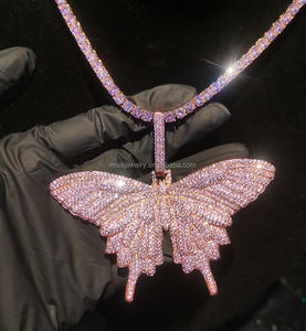Collier Pendentif Papillon Personnalisé en Laiton Plaqué Or avec Chaîne à Maillons et Zircon Diamanté pour Fête et Mariage, Style Hip Hop, Bijoux de Mode - Product Image 1
