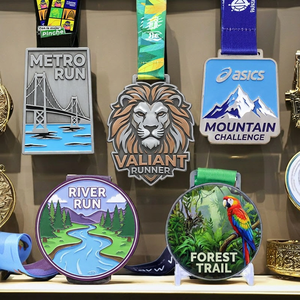 Fabricant sur mesure de médailles sportives 3D émaillées pour Marathon, 5K, 10K, Course à pied, Cyclisme, Athlétisme, Karaté, Football - Product Image 1