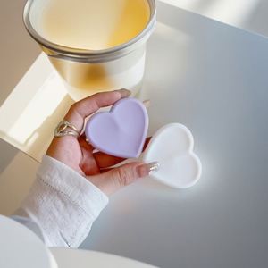 New Design In-stock Pure Color 3D <b>Silicone</b> <b>Rubber</b> Heart-shaped Minimalist Desktop airbag Retractable Stand - Product Image 3