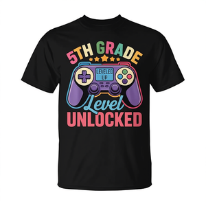 Camiseta para el regreso a la escuela de jugadores de videojuegos de 5.º grado, desbloqueada, de nivel 5.º grado - Product Image 2