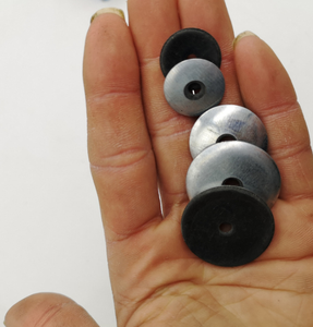 <span class=keywords><strong>Rondelle</strong></span> collée noire standard DIN <span class=keywords><strong>EPDM</strong></span> <span class=keywords><strong>avec</strong></span> rondelles en acier <span class=keywords><strong>d</strong></span>'étanchéité à finition simple - Product Image 3