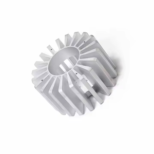 Procesamiento CNC profesional personalizado de varias piezas de ordenador de metal Radiadores de aleación de aluminio Servicios de fabricación - Product Image 3