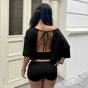 Ensemble deux pièces décontracté noir pour femme : T-shirt ample à manches courtes dos nu à nouer + Short taille basse patchwork avec ceinture - Product Image 6