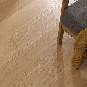Suelo de Madera Sintética de Roble Rústico Ahumado y Cepillado, Resistente al Agua, para Proyectos de Construcción de Interiores - Product Image 3