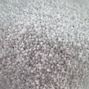 Résine de polyester PET en granulés de qualité IV 0.80 pour bouteilles, fournisseur de plastique - Product Image 6