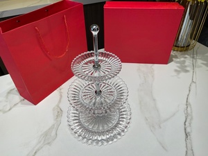 Bandeja de Cristal de Tres Niveles para Repostería, Diseño Europeo, Juego de Platos para Postres, Apto para Lavavajillas, Color Personalizado para Decoración del Hogar - Product Image 3