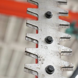 Tagliasiepi a Movimento Alternato, Cesoie per Siepi Montate su Trattore, Trimmer per Prato e Strada, Funzione di Potatura e Triturazione - Product Image 4