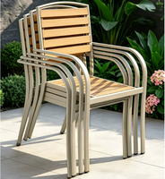 Ensemble de meubles de patio imperméables modernes pour restaurant et salon de jardin - Ensemble de table et de chaises écologiques et durables