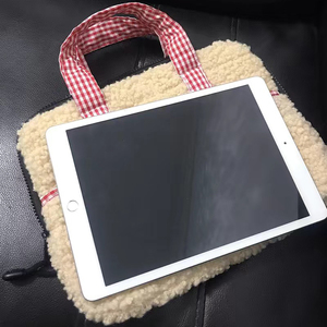 Hot Sale niedlichen flauschigen Laptop Griff Tasche pelzige Textur leichte tägliche Verwendung Laptop-Tasche Aktentasche mit Gingham-Griff - Product Image 5
