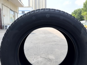 Pneus de tourisme radiaux 245/60R18 MK697 Snow Grip pour voitures particulières, 3PMSF, résistants aux crevaisons, à usage intensif, vente en gros - Product Image 5