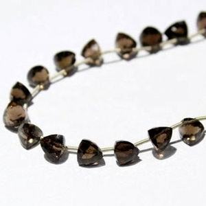 Cuentas sueltas de piedras preciosas de cuarzo ahumado facetadas con forma de trillón natural al por mayor para hacer collares/pulseras por hebra - Product Image 1