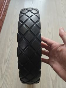 Ruedas de Espuma de Poliuretano Maxtop Duraderas 350-8 para Carretilla, Producidas por Fábrica China, 14x3.50-8, Neumáticos Antipinchazos para Carretilla - Product Image 5