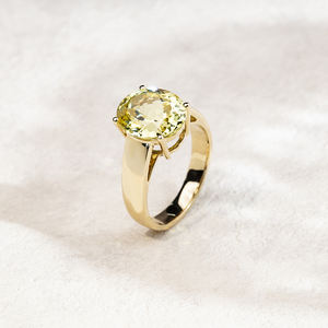 Bague de fiançailles Messi Jewelry MSR-1775 en or 14 carats avec saphir jaune de laboratoire de forme ovale - Product Image 2