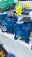 Pompe centrifuge auto-amorçante sans balais 2 pouces 220 V CA/CC solaire de surface, débit 33 m³/h, hauteur de refoulement 26 m, pour l'irrigation et l'agriculture