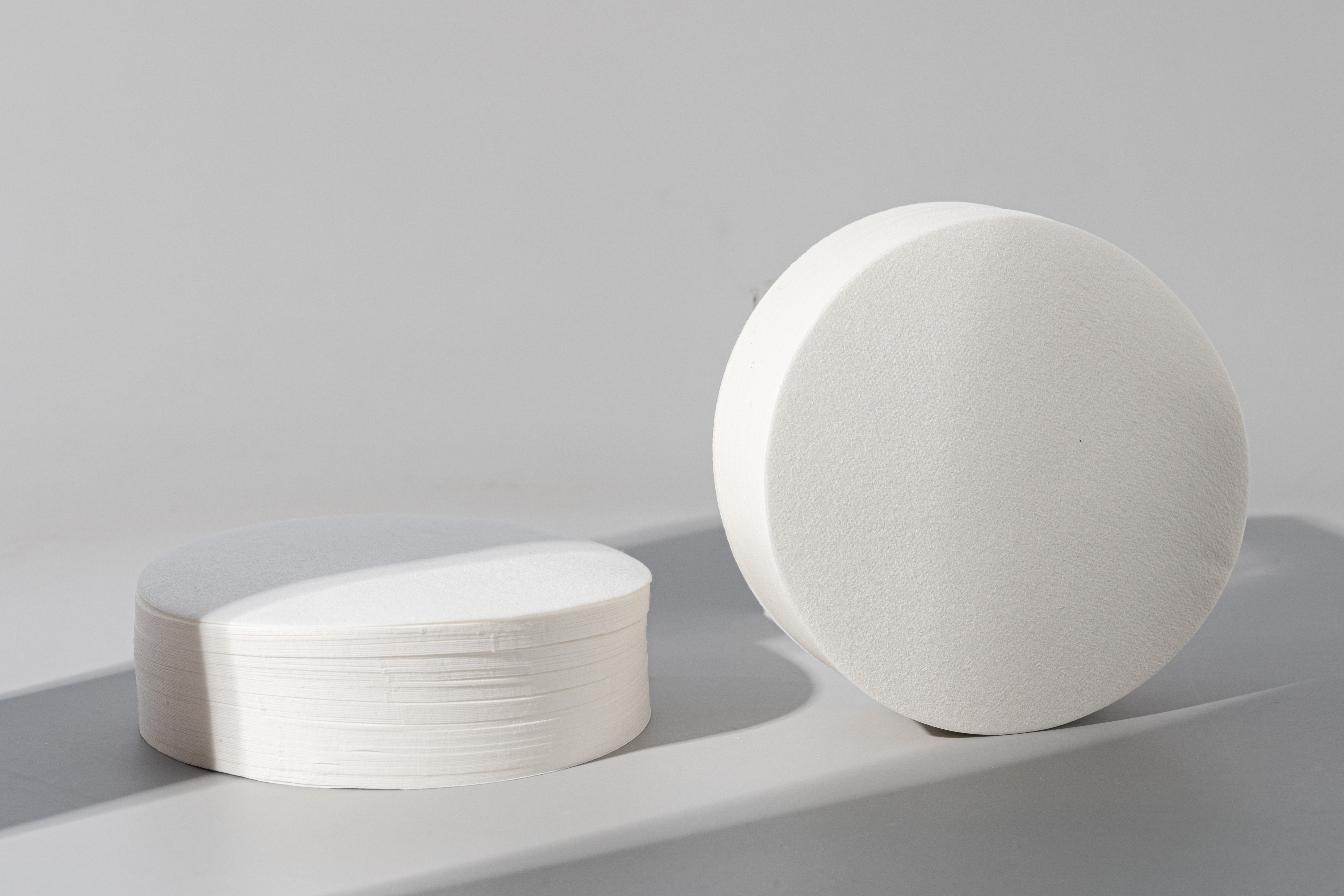 Slow speed qualitative filter paper equivalent to Whatman Grade 6