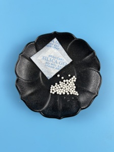 环保可降解1克矿物干燥剂<span class=keywords><strong>2</strong></span>-4毫米珠子ROHS认证用于电子、纸张、服装 - Product Image 3