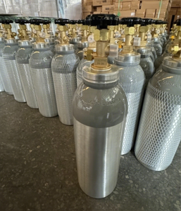 DOT 2.5lb 5lb 10lb 15lb 20lb İçecekler için <span class=keywords><strong>Co2</strong></span> Gaz Alüminyum Tüpü, Saplı <span class=keywords><strong>Co2</strong></span> Regülatörü ile Bira/Soda/Akvaryum/Yarış Arabası Kullanımı için - Product Image 2