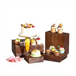 ชุดกล่องโชว์อาหารไม้สไตล์ชนบท 4 ชิ้น เป็นมิตรกับสิ่งแวดล้อม ปลอดภัยสำหรับอาหาร สามารถวางซ้อนกันได้ ใช้เป็นชั้นวางเค้ก สีดำ สีน้ำตาล สไตล์ฟาร์มเฮาส์ สำหรับงานปาร์ตี้ งานแต่งงาน ขนมหวาน - Product Image 1