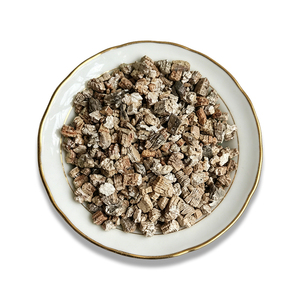 <span class=keywords><strong>Vermiculite</strong></span> expansée spéciale pour la germination uniforme des semences en ferme, serre, culture de légumes et de fleurs, et comme milieu de culture - Product Image 2
