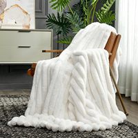 Kunstfell-Strickdecke mit Gerippten Plüschstreifen Luxuriös Weich Warm Flauschig Für Alle Jahreszeiten Geeignet für Sofa Bett Heimdekoration