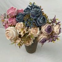 9 fleurs artificielles de lys et de roses en vase, décoration murale de plantes vertes faites à la main, ornement de table d'intérieur, accessoire de photographie