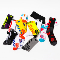 Chaussettes de sport OEM en gros pour enfants, jeunes et hommes, avec logo personnalisé, pour la course, le cyclisme, le basketball – Tricotées, respirantes, montantes