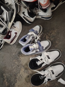 Calzado Deportivo de Segunda Mano de Primera Calidad, Ropa Usada de Marca en Lotes al Por Mayor - Product Image 2