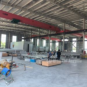 Aquarium de poissons en acrylique moderne de luxe sur mesure, grand modèle de 200 gallons, avec une forte transmission de la lumière et une garantie de 10 ans - Product Image 4