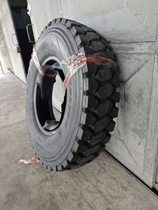 2024 New Westlake 24,5 24 900x20 Bias Truck Tire para el mercado africano - Product Image 6