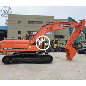 Excavatrice Doosan DX225LC d'occasion, machines d'excavation d'occasion fiables pour les travaux de construction de moyenne envergure - Product Image 1