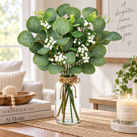 Feuillage artificiel d'eucalyptus avec fleurs artificielles blanches pour arrangements floraux de mariage, décoration de fête à domicile, vente en gros